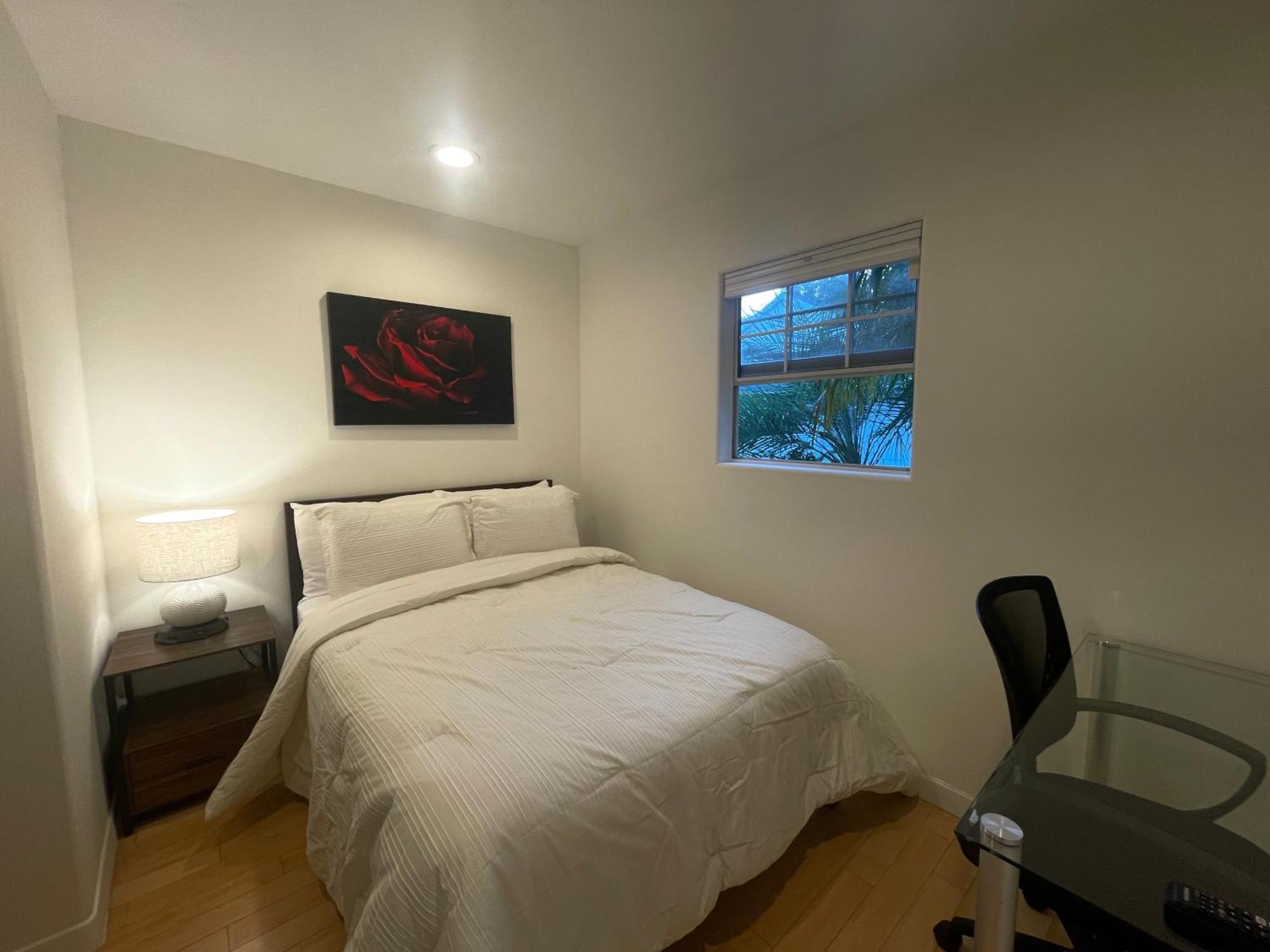 Charming Bright Traditional Home In Sherman Oaks Los Angeles Bagian luar foto