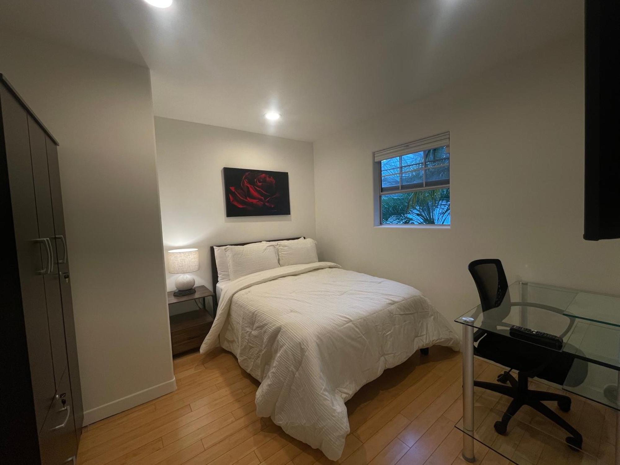 Charming Bright Traditional Home In Sherman Oaks Los Angeles Bagian luar foto