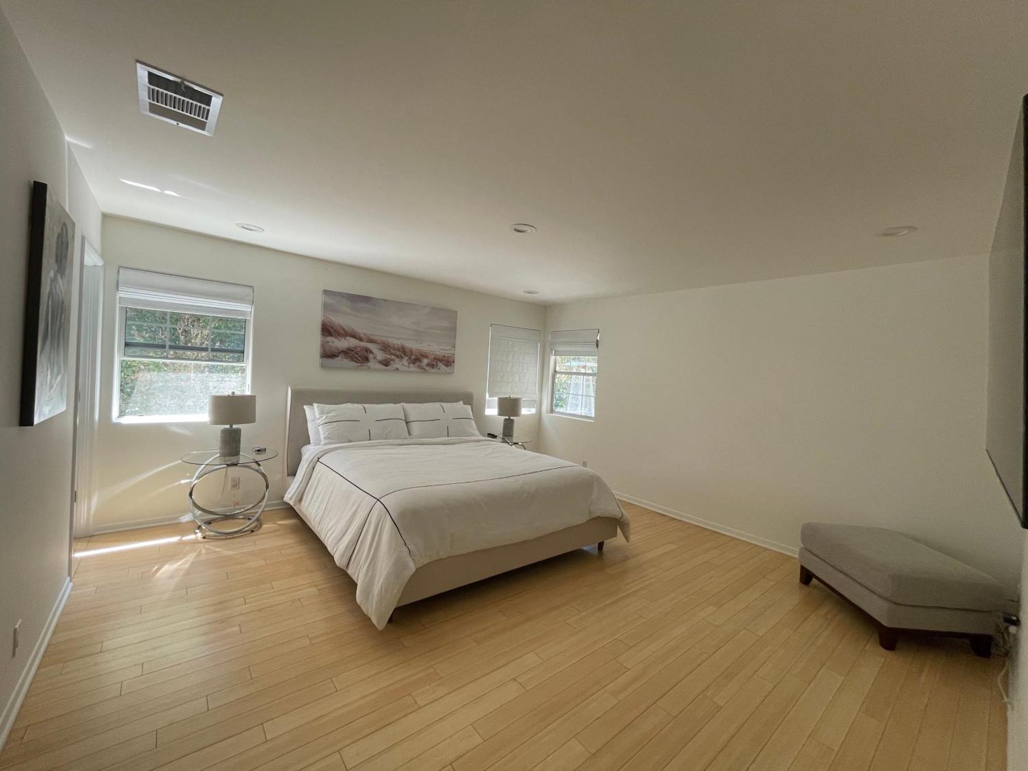 Charming Bright Traditional Home In Sherman Oaks Los Angeles Bagian luar foto